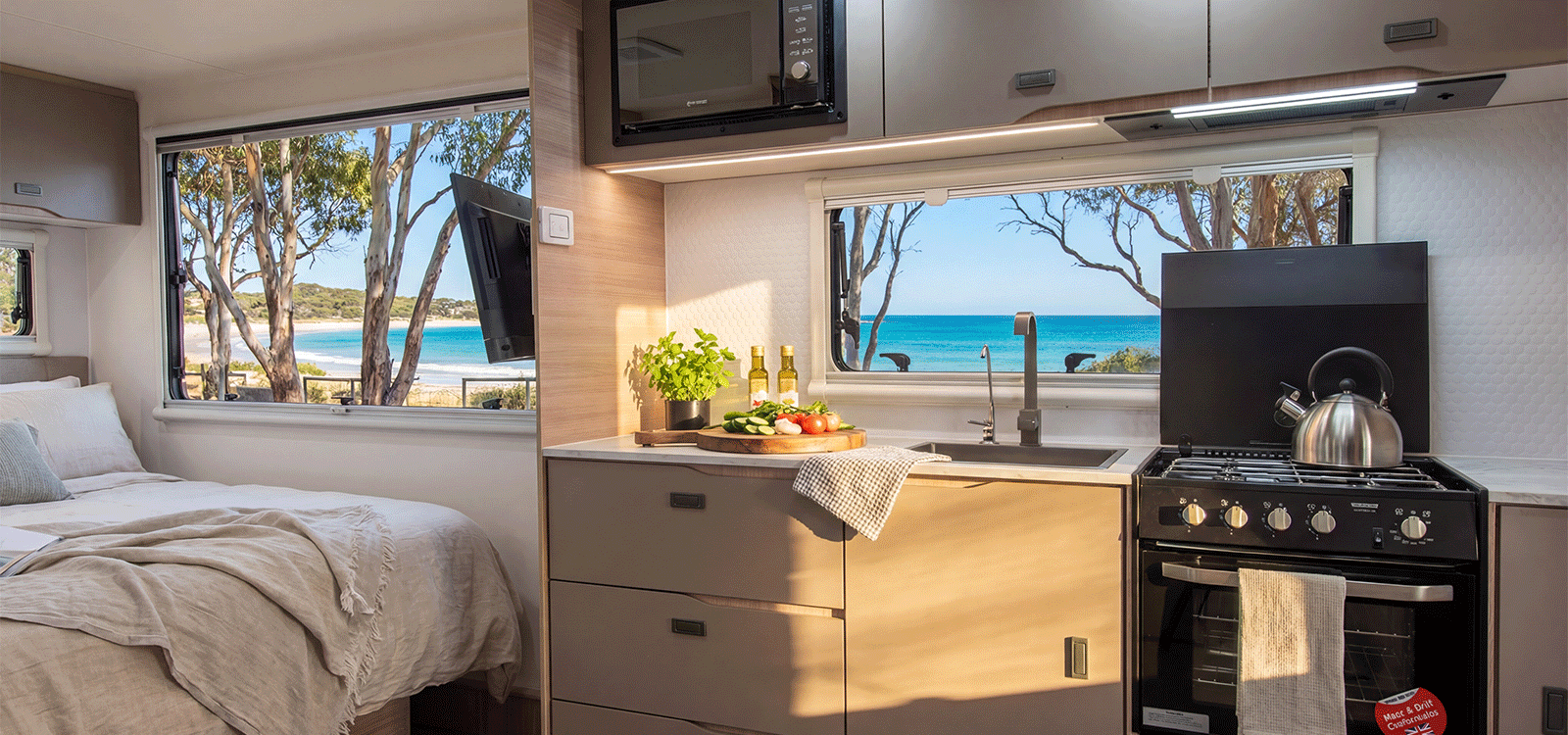 Jayco Australia Discovery Outback photo 9 of 11