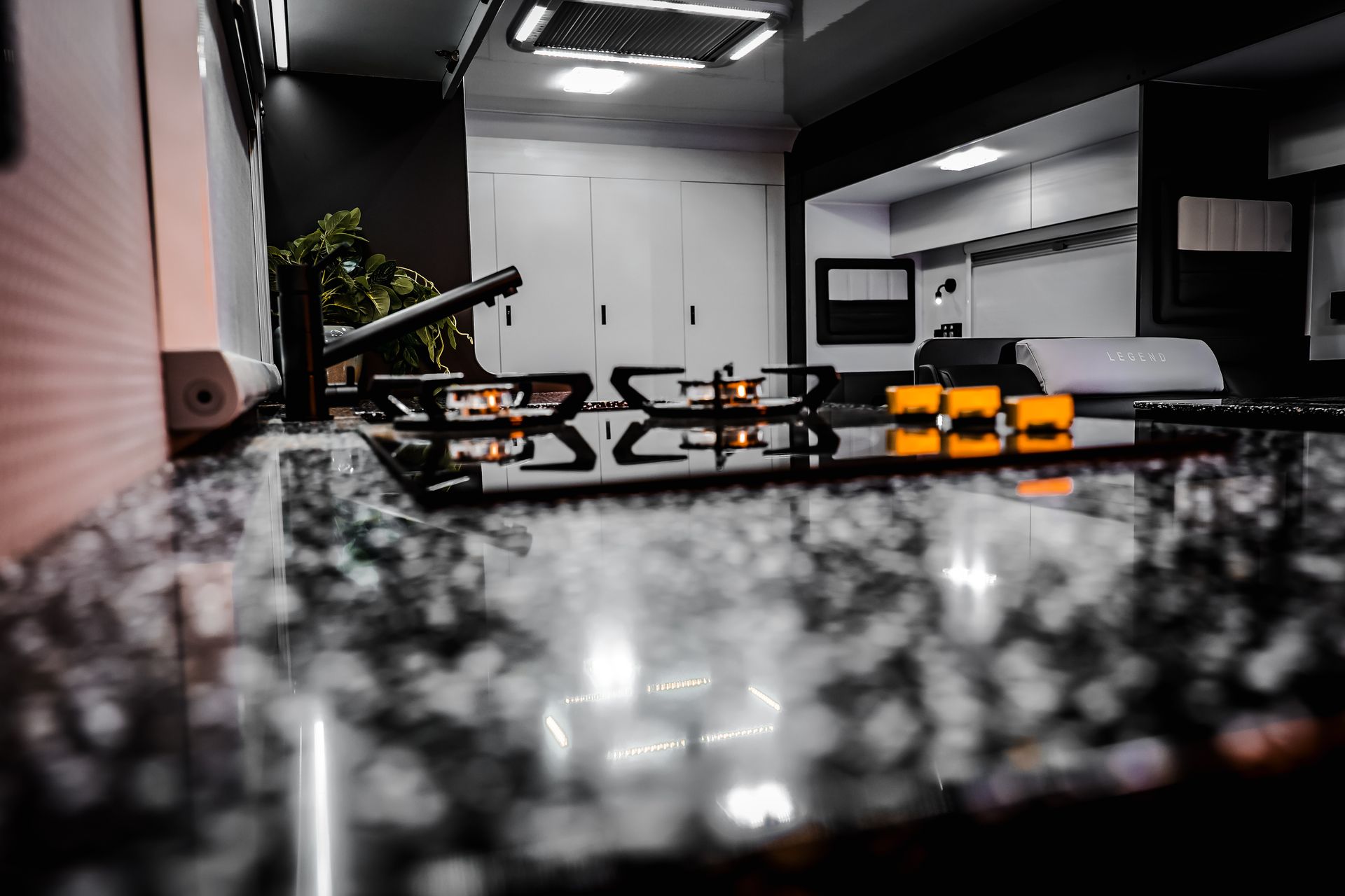 Tycoon Slider Luxury Series gallery