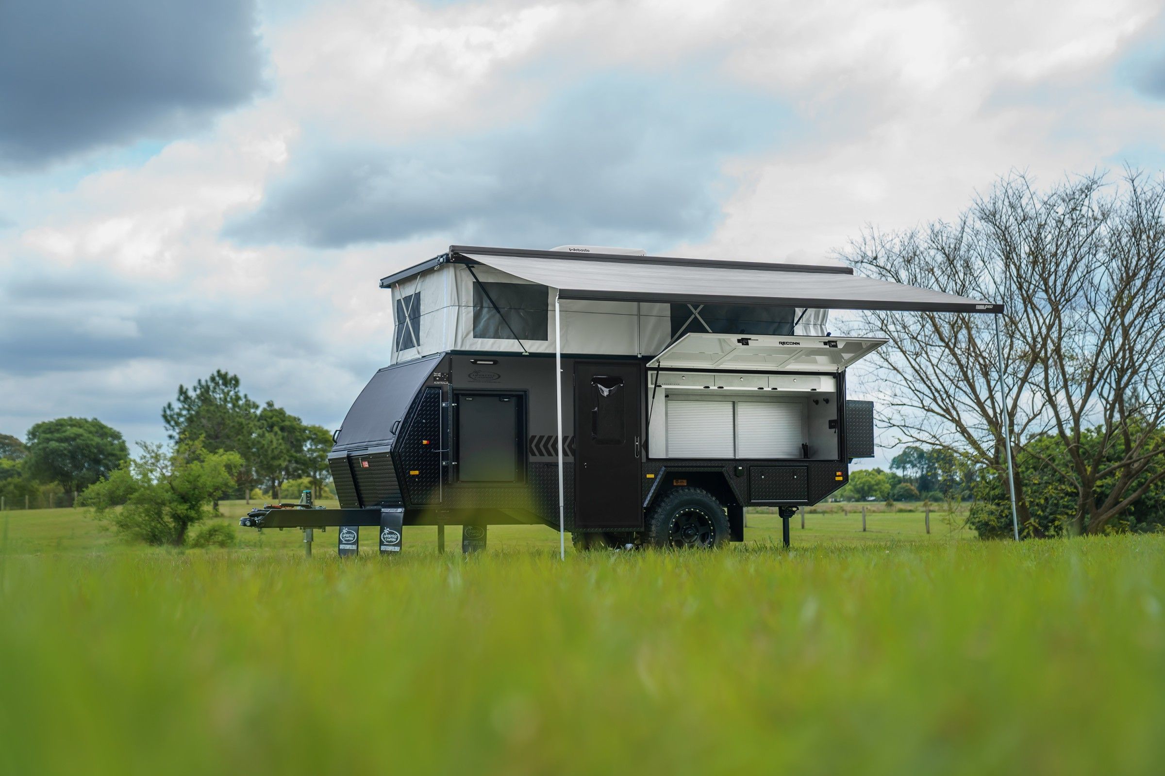 Lifestyle Campers Reconn R2 SE