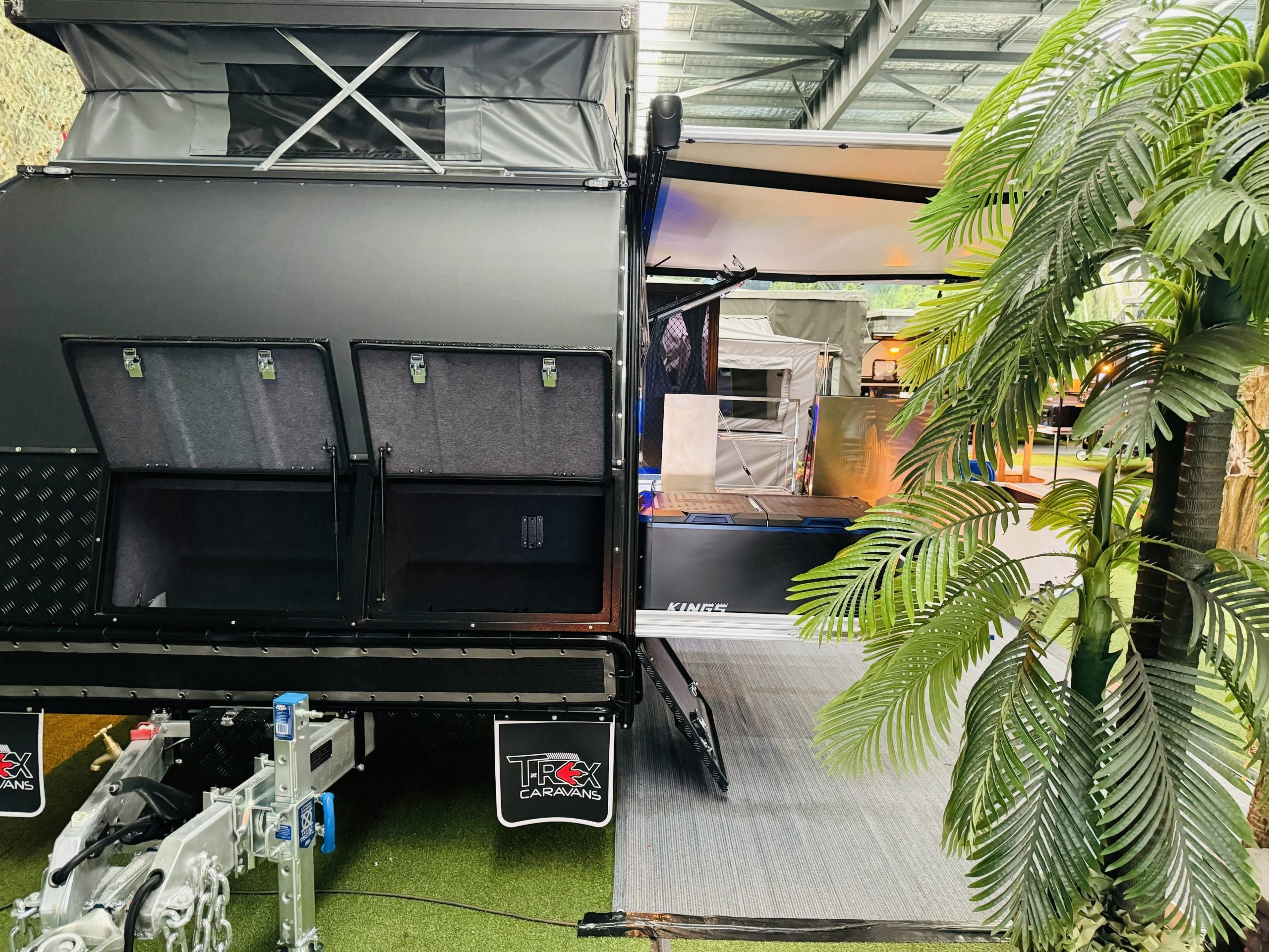 Long Haul Campers T-Rex T14 Xtreme photo 9 of 12