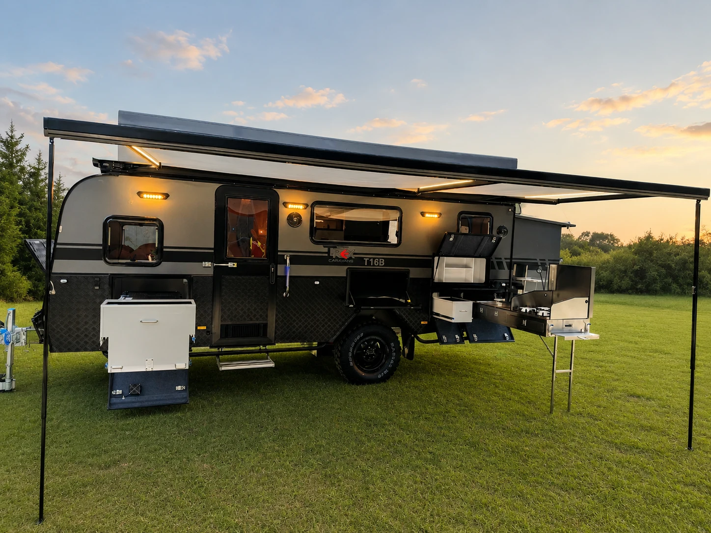Long Haul Campers T-Rex T16 Double Bunks