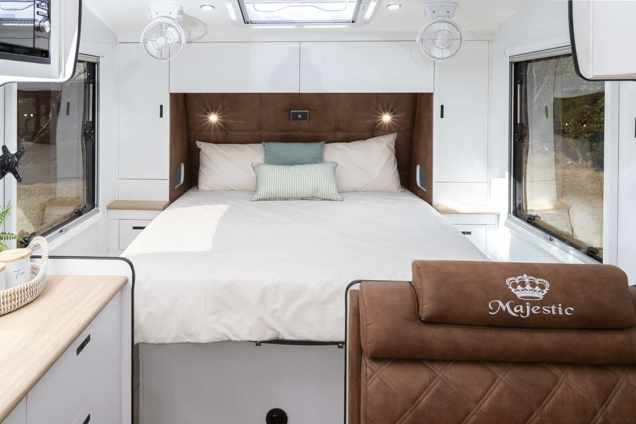Majestic Caravans Navigator photo 5 of 6