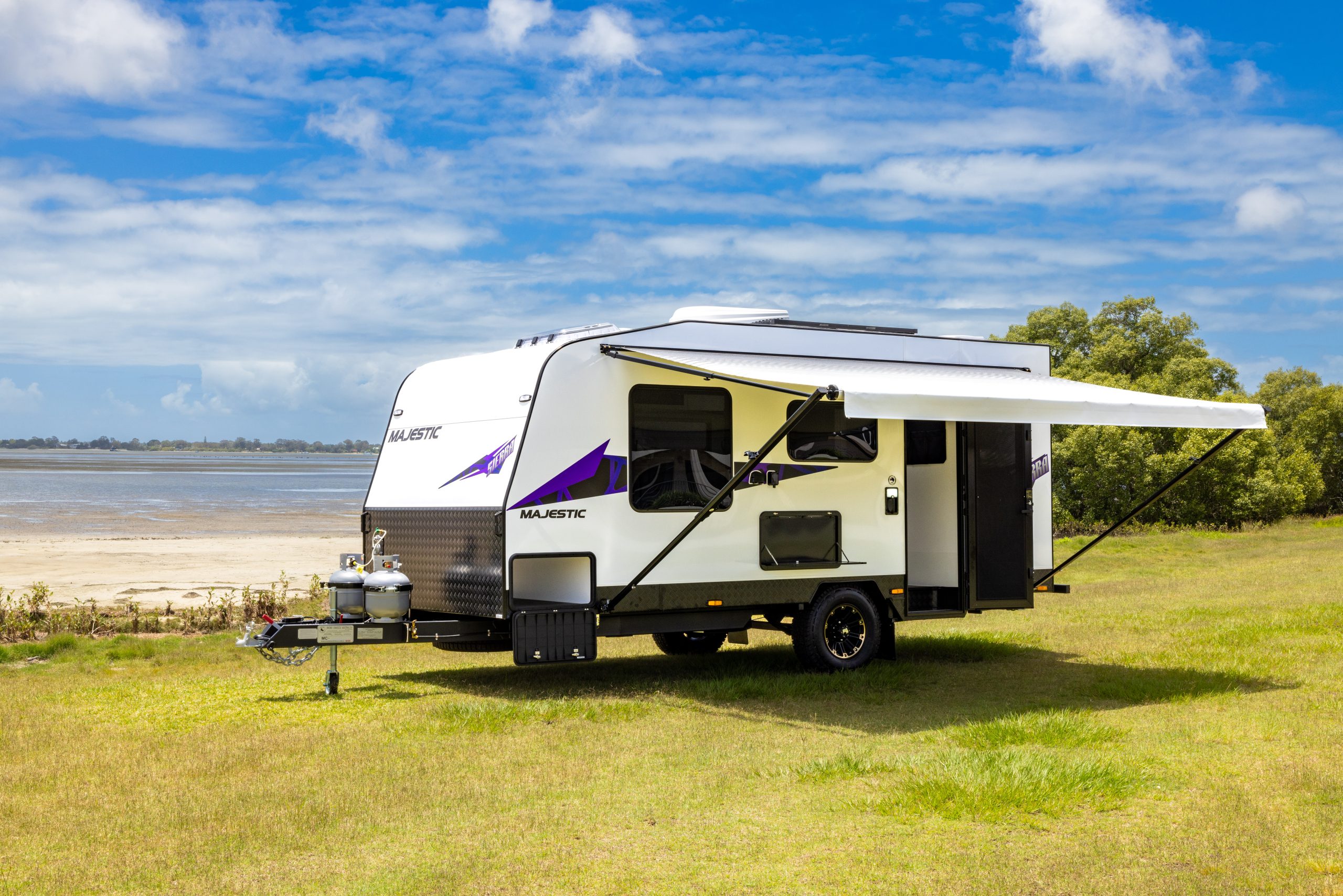 Majestic Caravans Sierra photo 1 of 6