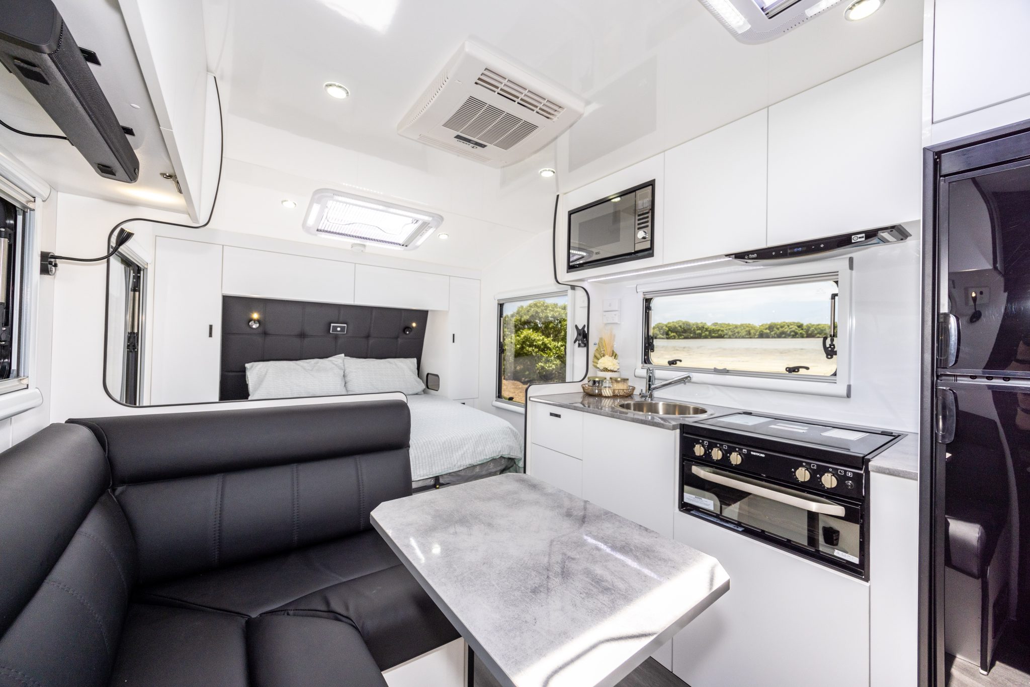 Majestic Caravans Sierra photo 3 of 6