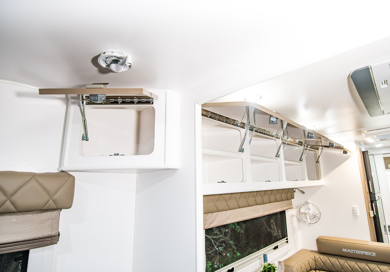 Masterpiece Caravans Optimum photo 8 of 12