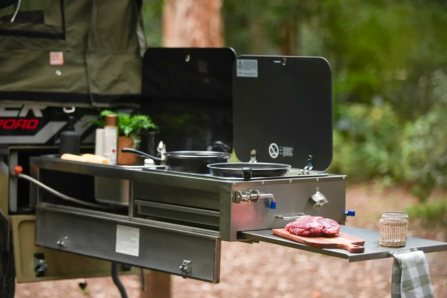 Market Direct Campers Explorer FF (Limited Edition) photo 5 of 12