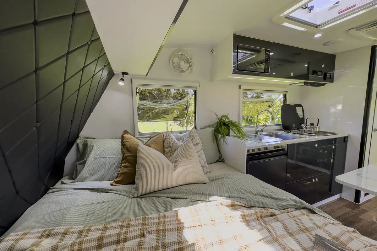 Market Direct Campers Forte SR14 photo 2 of 6