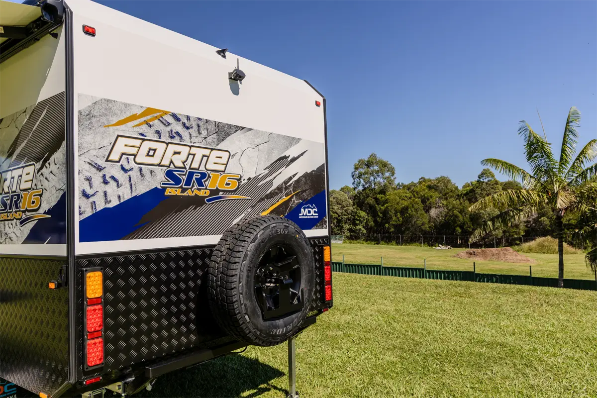 Market Direct Campers Forte SR16 Island photo 1 of 6