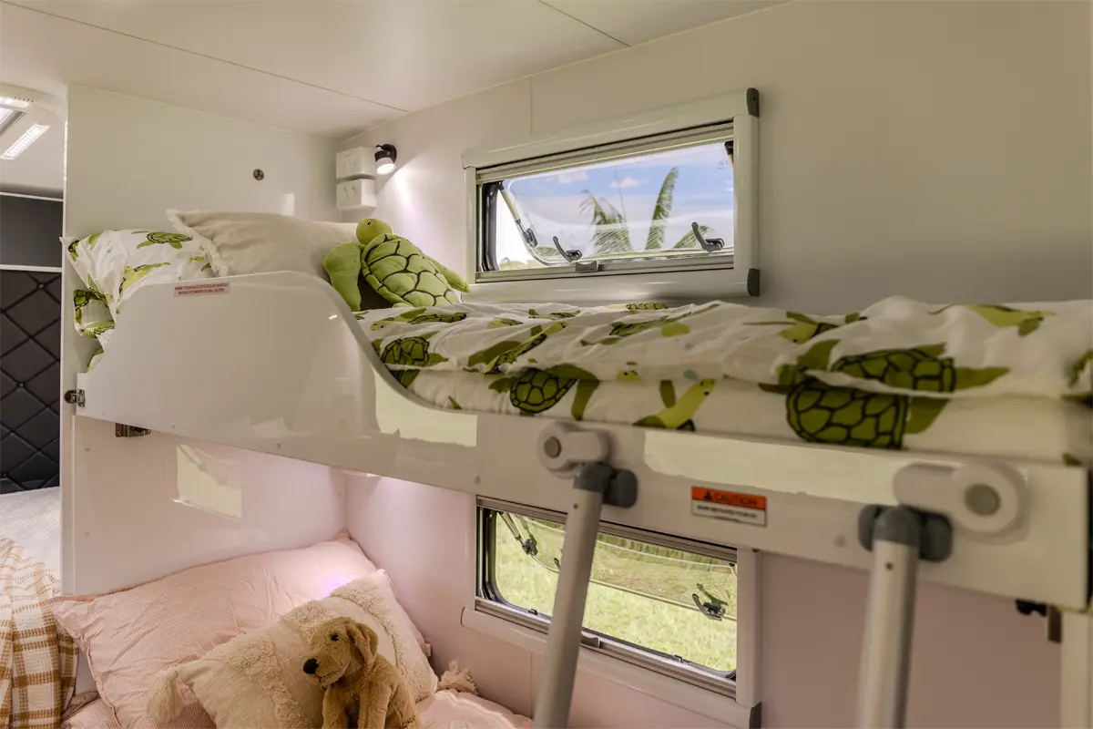 Market Direct Campers Forte SR17+ photo 3 of 6