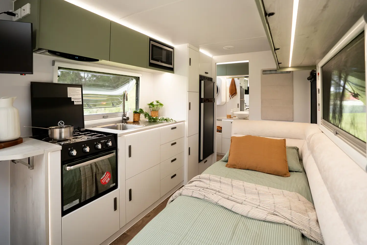 Market Direct Campers Forte SR19 S2 photo 5 of 6