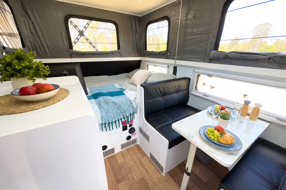 Market Direct Campers XT10E-LP photo 3 of 6