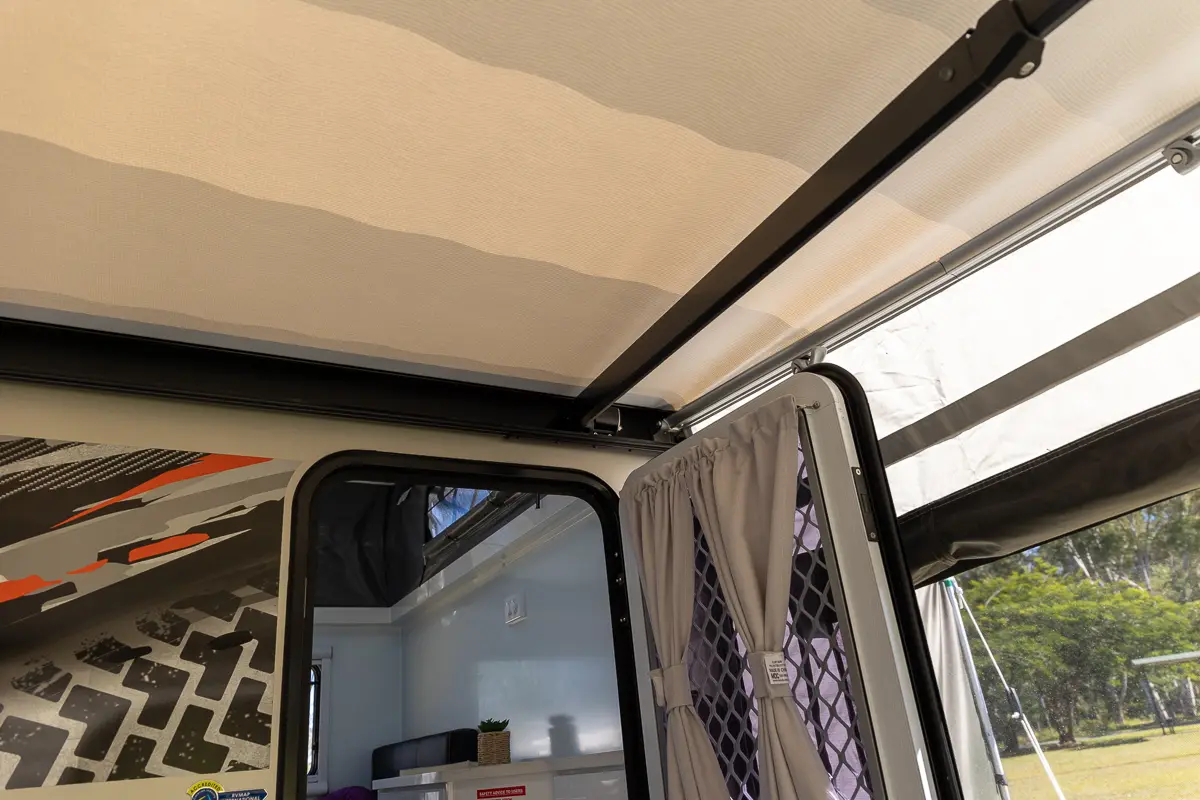 Market Direct Campers XT10E photo 3 of 13