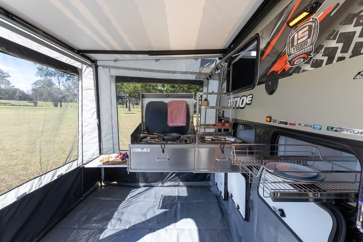 Market Direct Campers XT10E photo 6 of 13