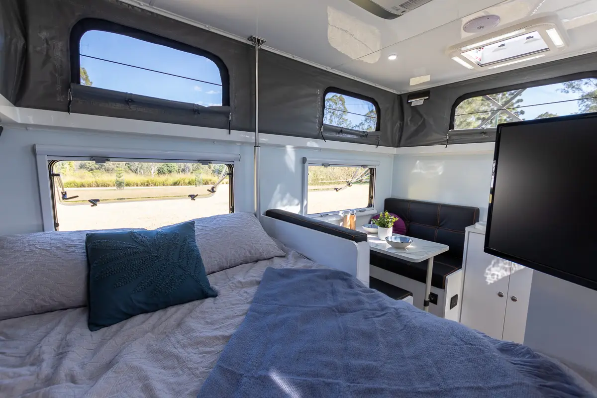 Market Direct Campers XT10E photo 13 of 13