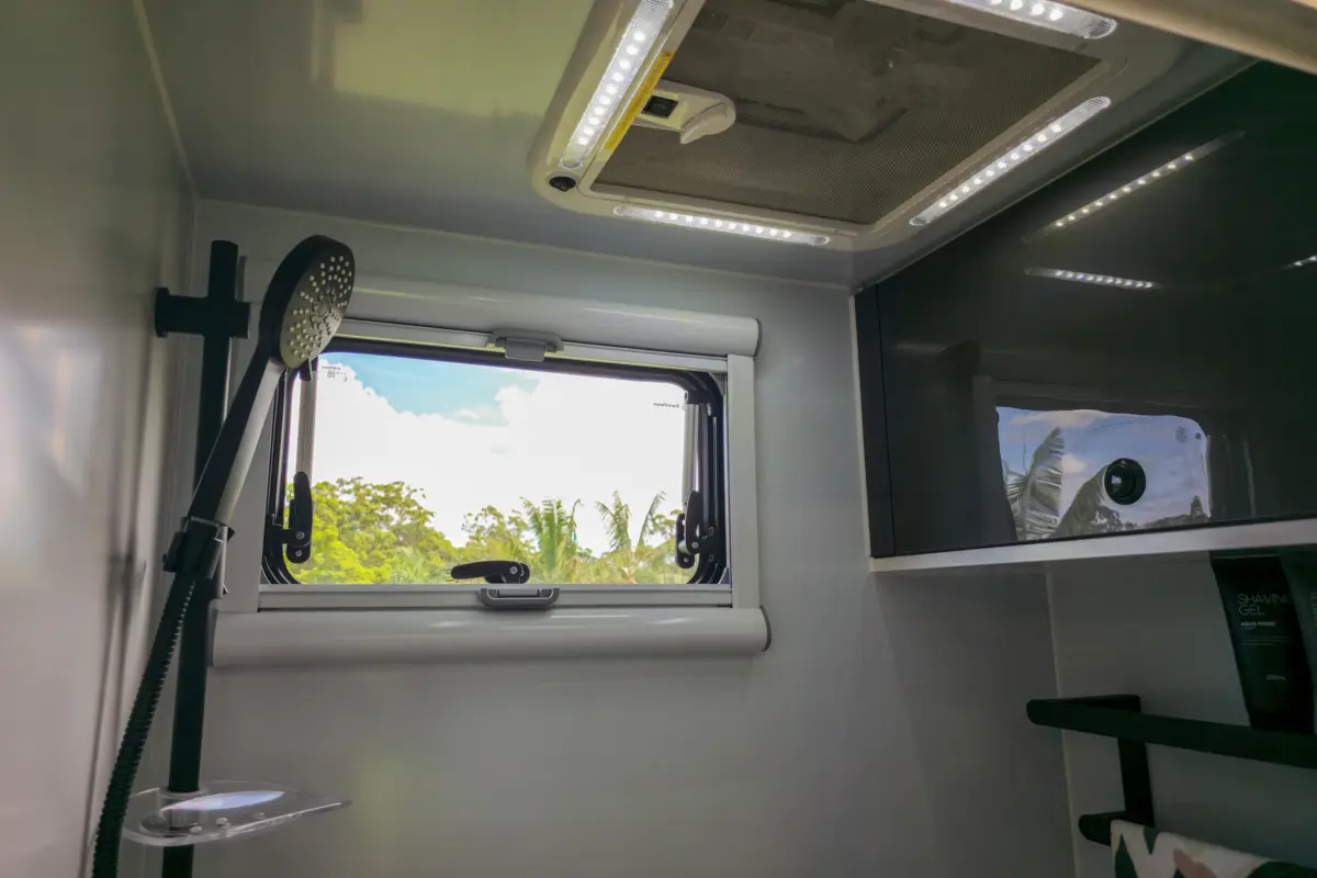 Market Direct Campers XT12HR MKII photo 6 of 6