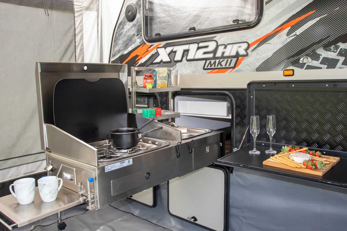 Market Direct Campers XT12HR MKII photo 2 of 6