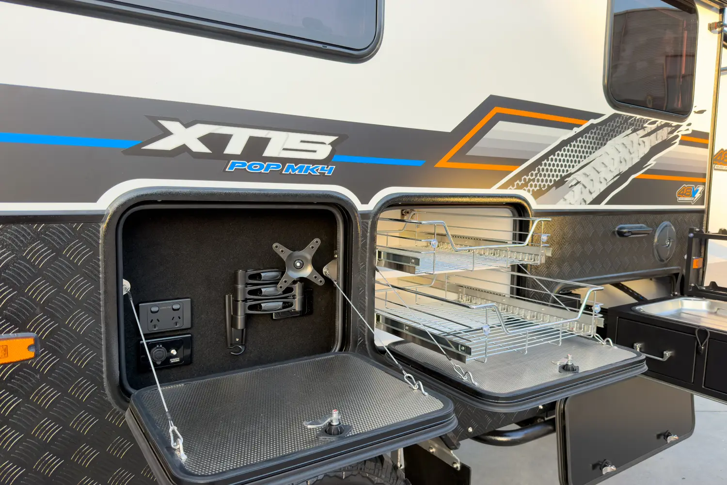 Market Direct Campers XT15 POP MK4 photo 3 of 12