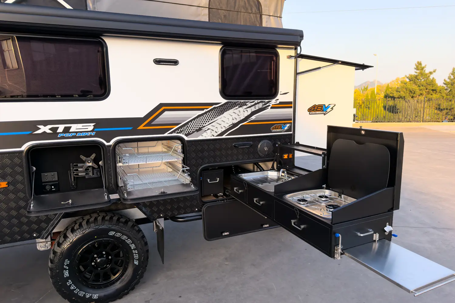 Market Direct Campers XT15 POP MK4 photo 4 of 12