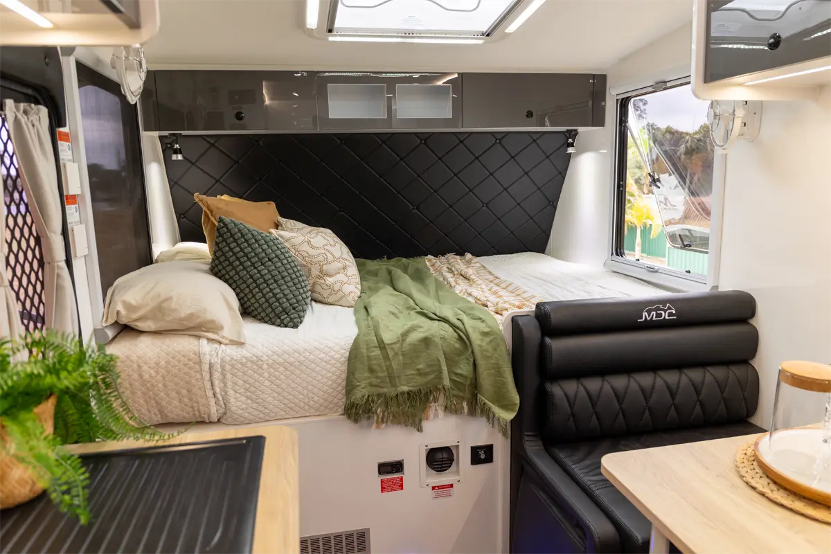 Market Direct Campers XT16HR East West MKIII photo 3 of 6