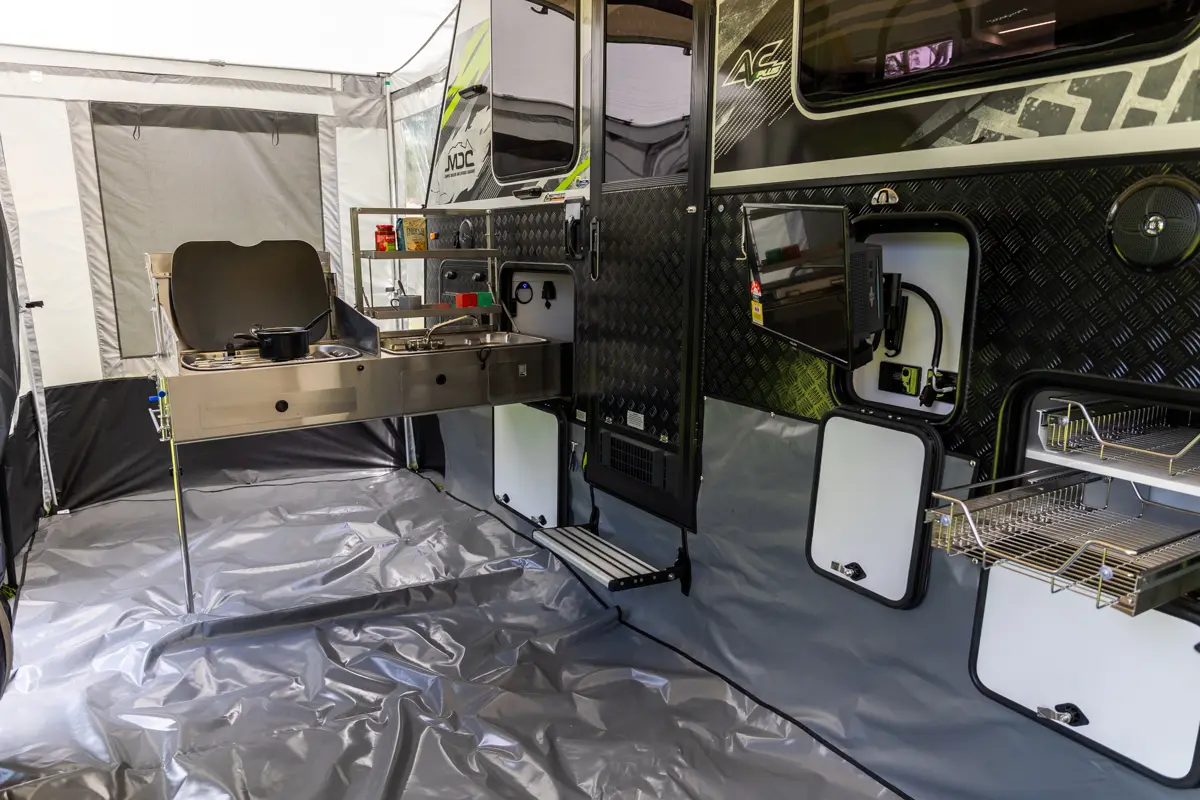 Market Direct Campers XT16HR East West MKIII photo 2 of 6