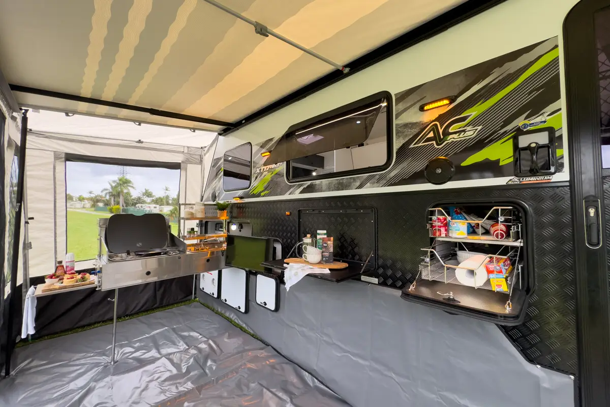 Market Direct Campers XT17HRT+ MKIII photo 2 of 6
