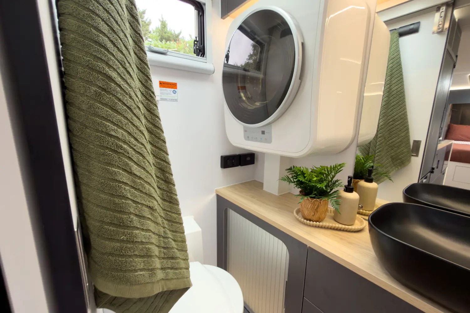 Market Direct Campers XT19 RD MK4 photo 5 of 6