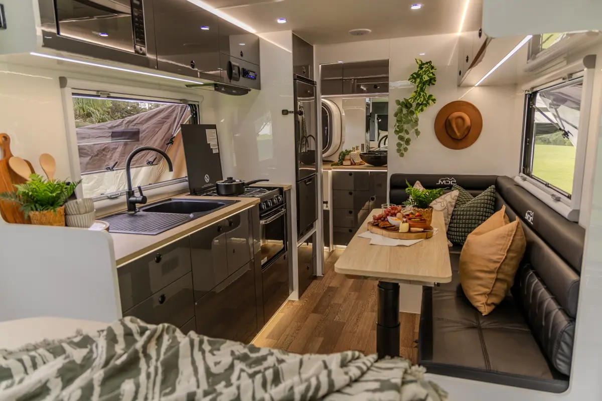 Market Direct Campers XT19HRT MKIII photo 5 of 6