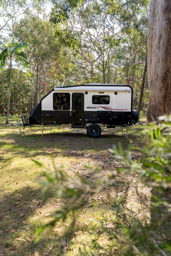 Modcon RV Cruiser 16 Island
