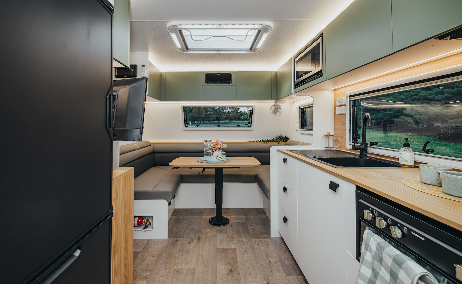 New Age Caravans Big Red photo 10 of 23