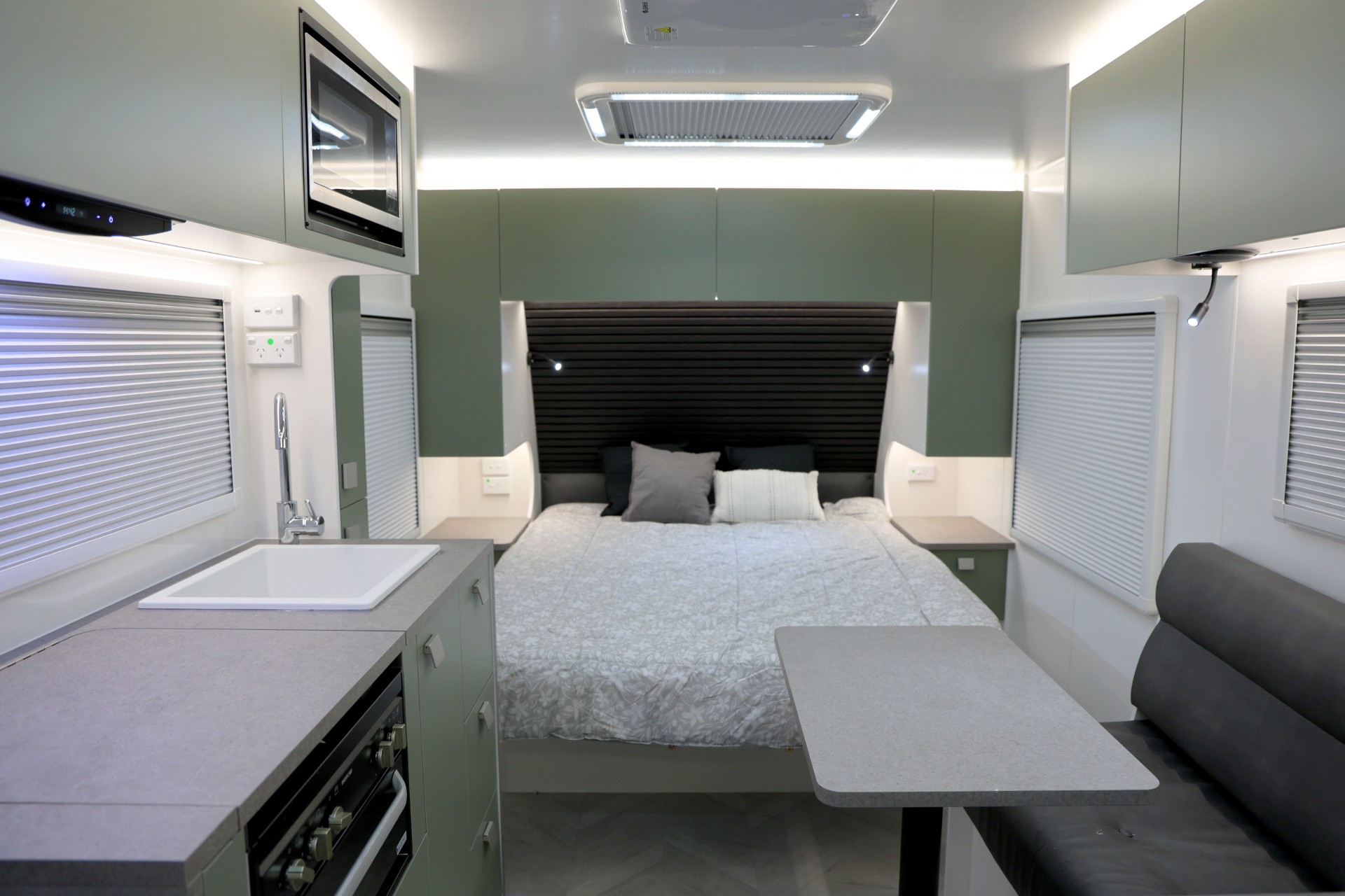 New Age Caravans Manta Ray photo 4 of 18
