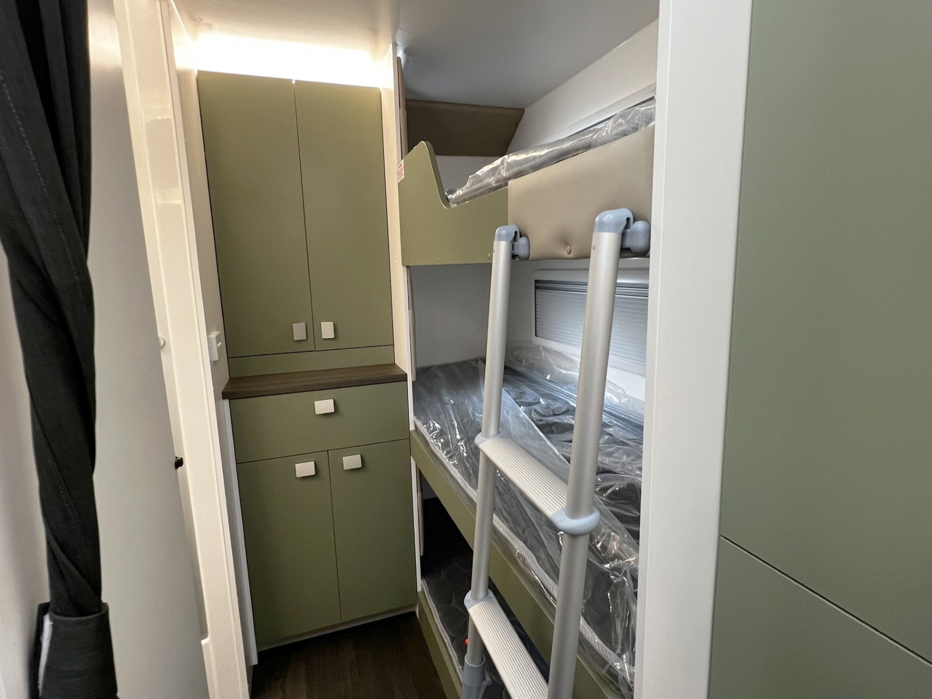 New Age Caravans Road Owl Expedition photo 7 of 14