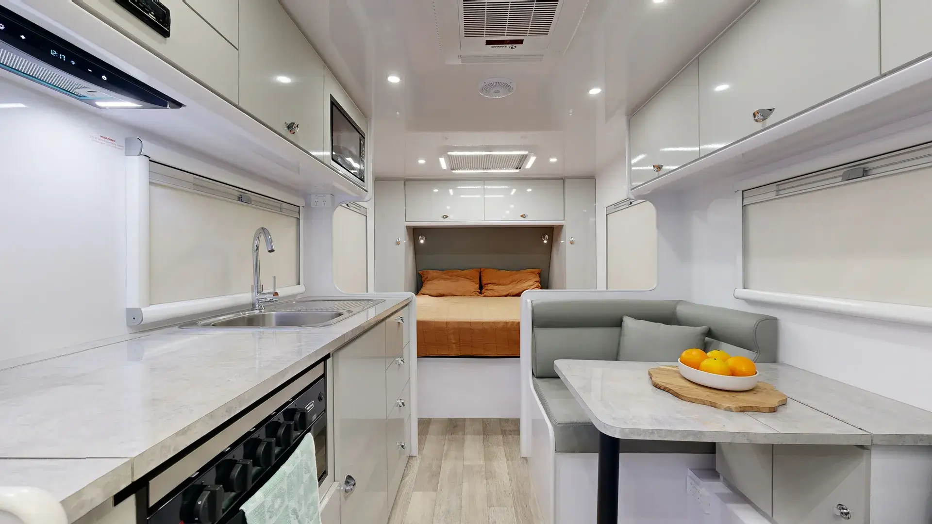 Newgen Caravans NGB19 photo 6 of 8