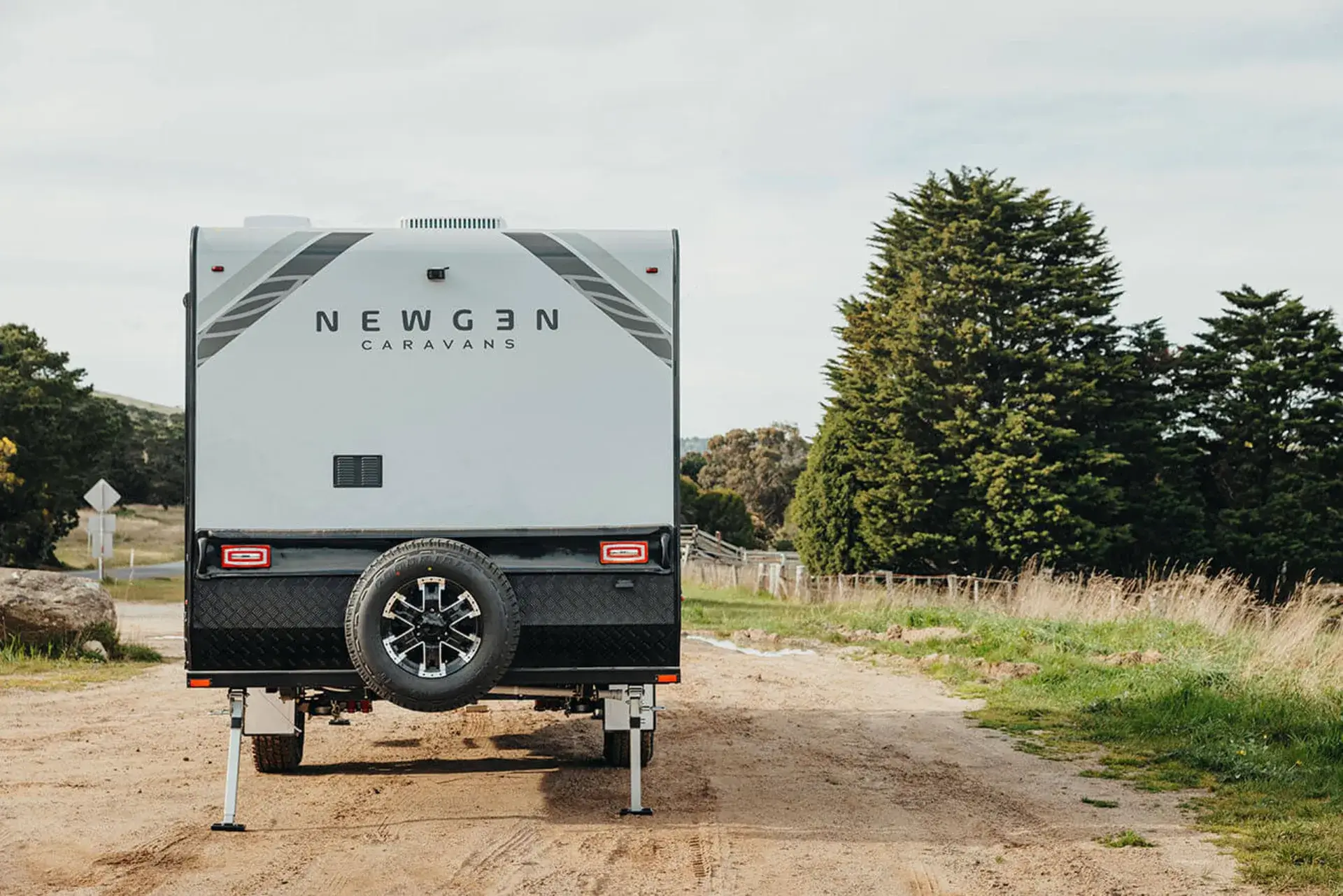 Newgen Caravans NGC19F photo 9 of 10