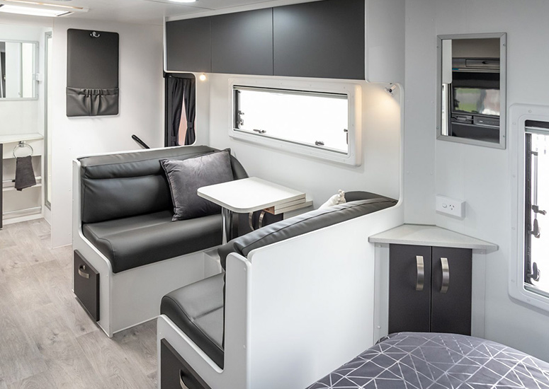 Nova Caravans Bravo photo 8 of 9