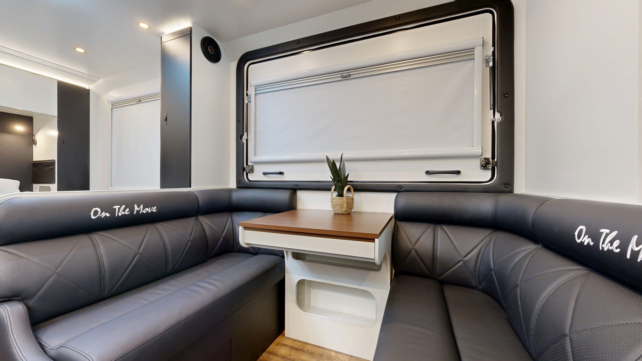 On The Move Caravans Traxx photo 4 of 10