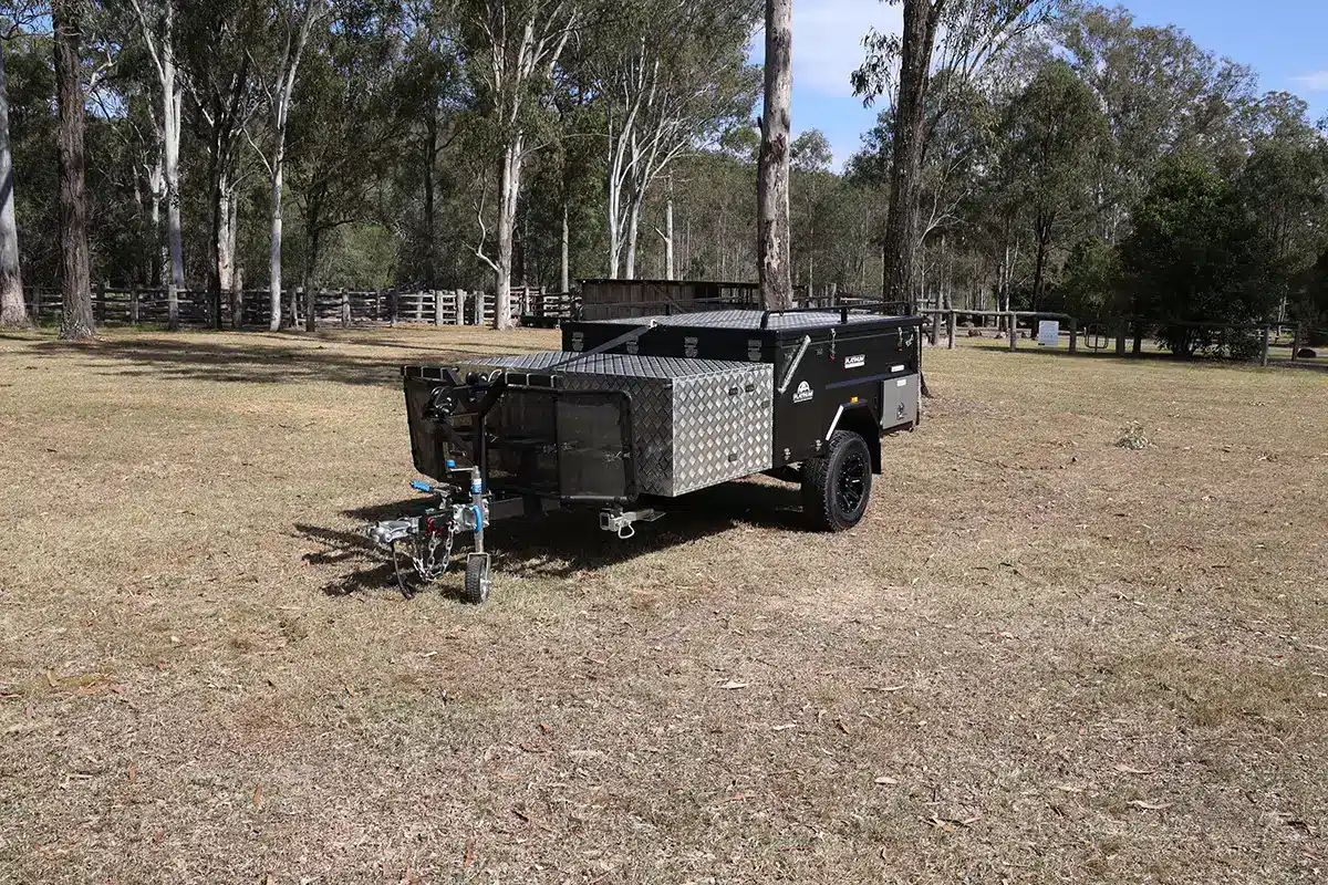 Platinum Campers Chariot E1 photo 15 of 16