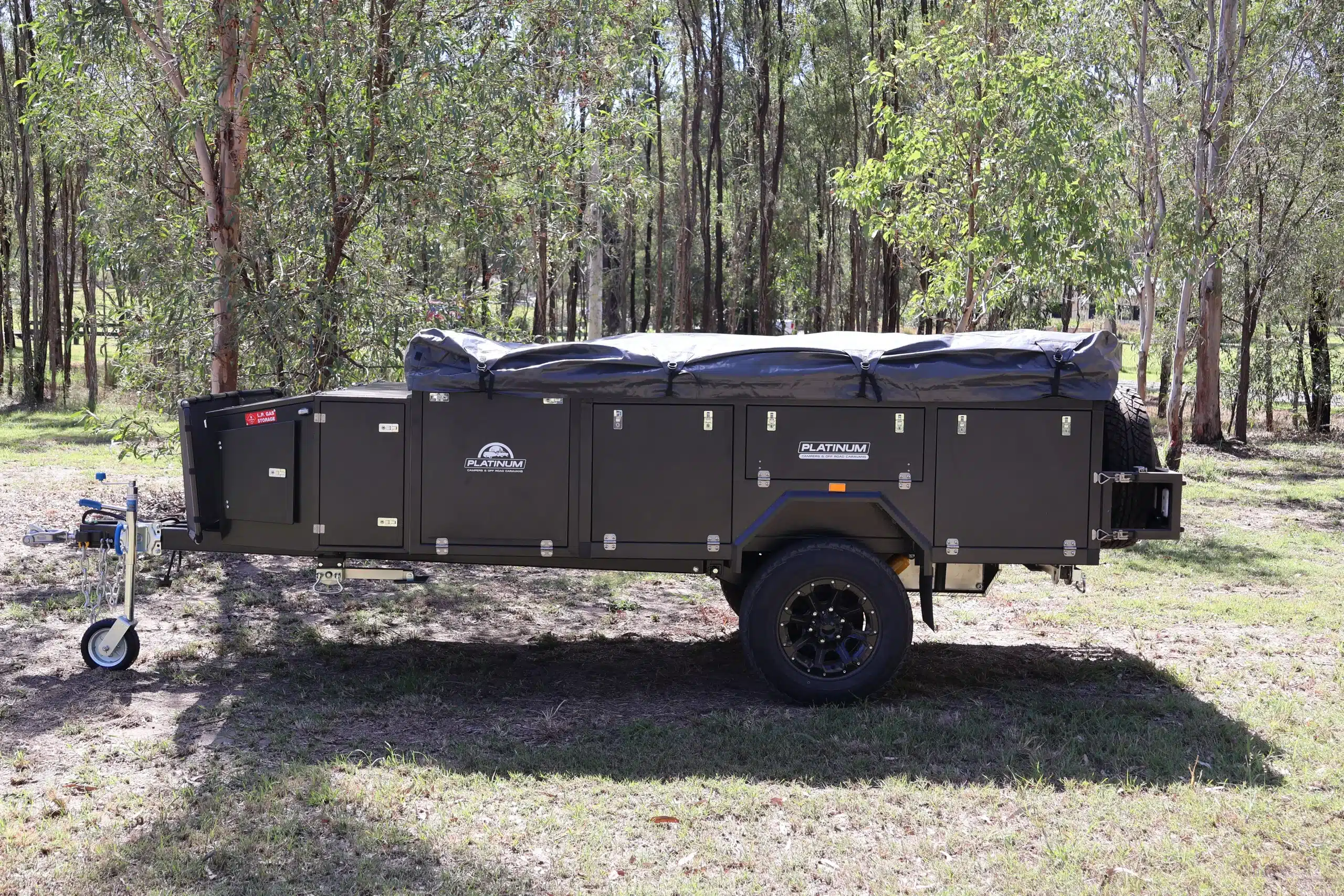 Platinum Campers Warrior S4 photo 10 of 14