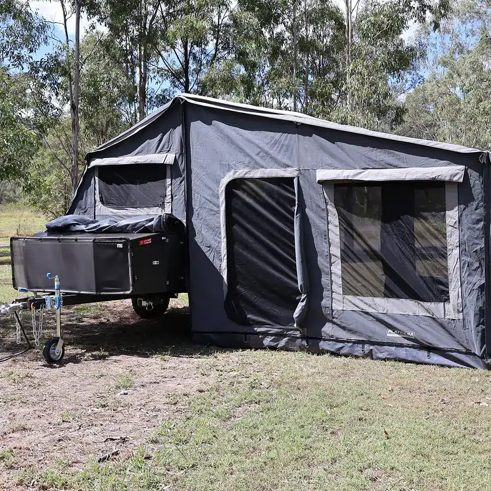 Platinum Campers Warrior S4 photo 13 of 14
