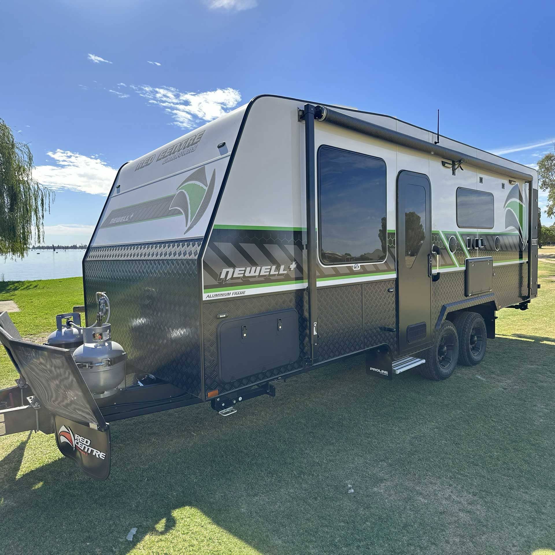 Red Centre Caravans Newell Plus photo 1 of 2