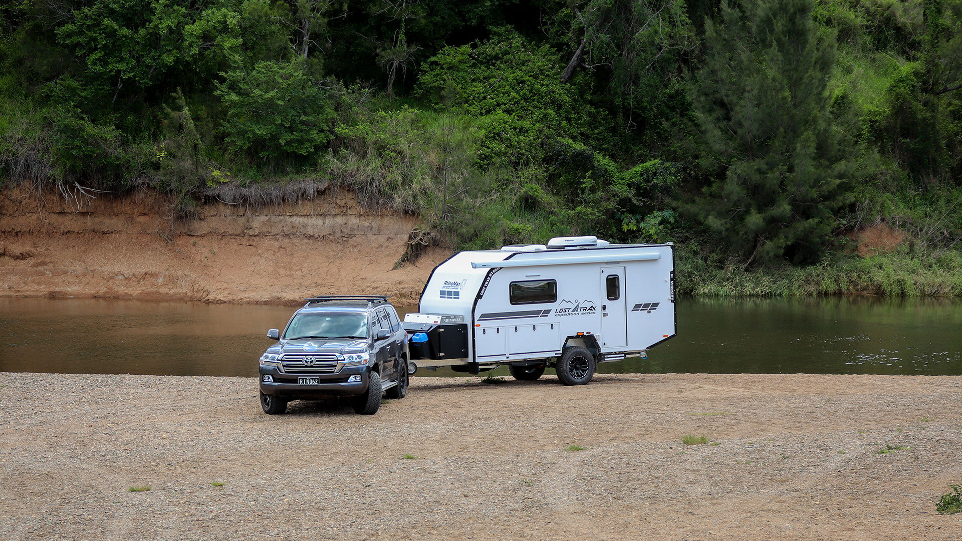 Rhinomax Campers Lost Trak 16 photo 11 of 18