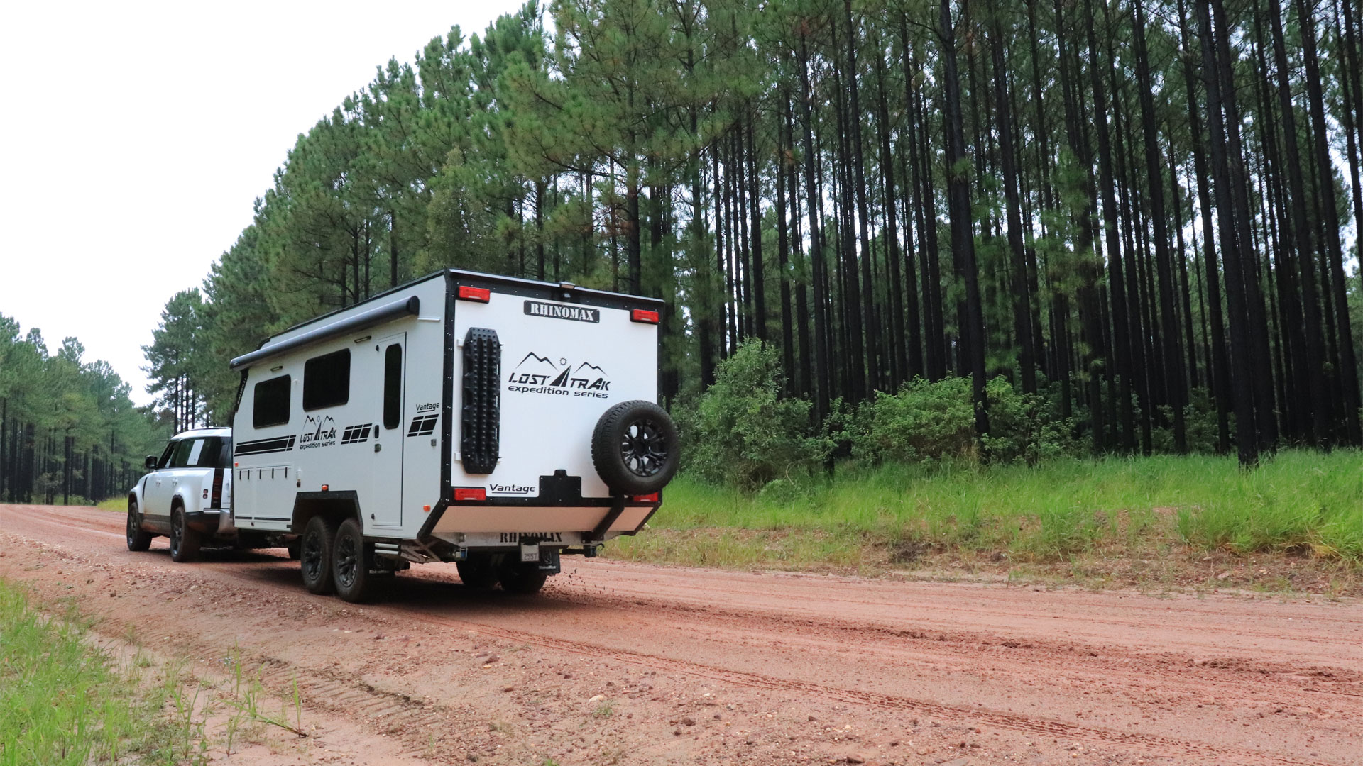 Rhinomax Campers Vantage photo 17 of 18
