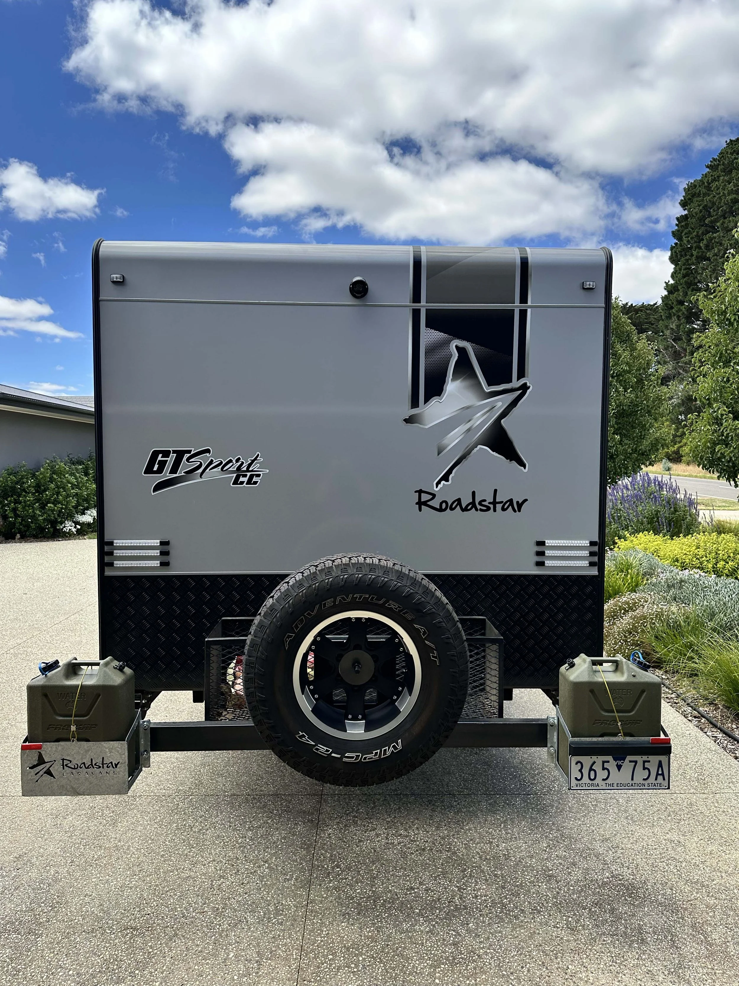 Roadstar Caravans Cross Country photo 2 of 15