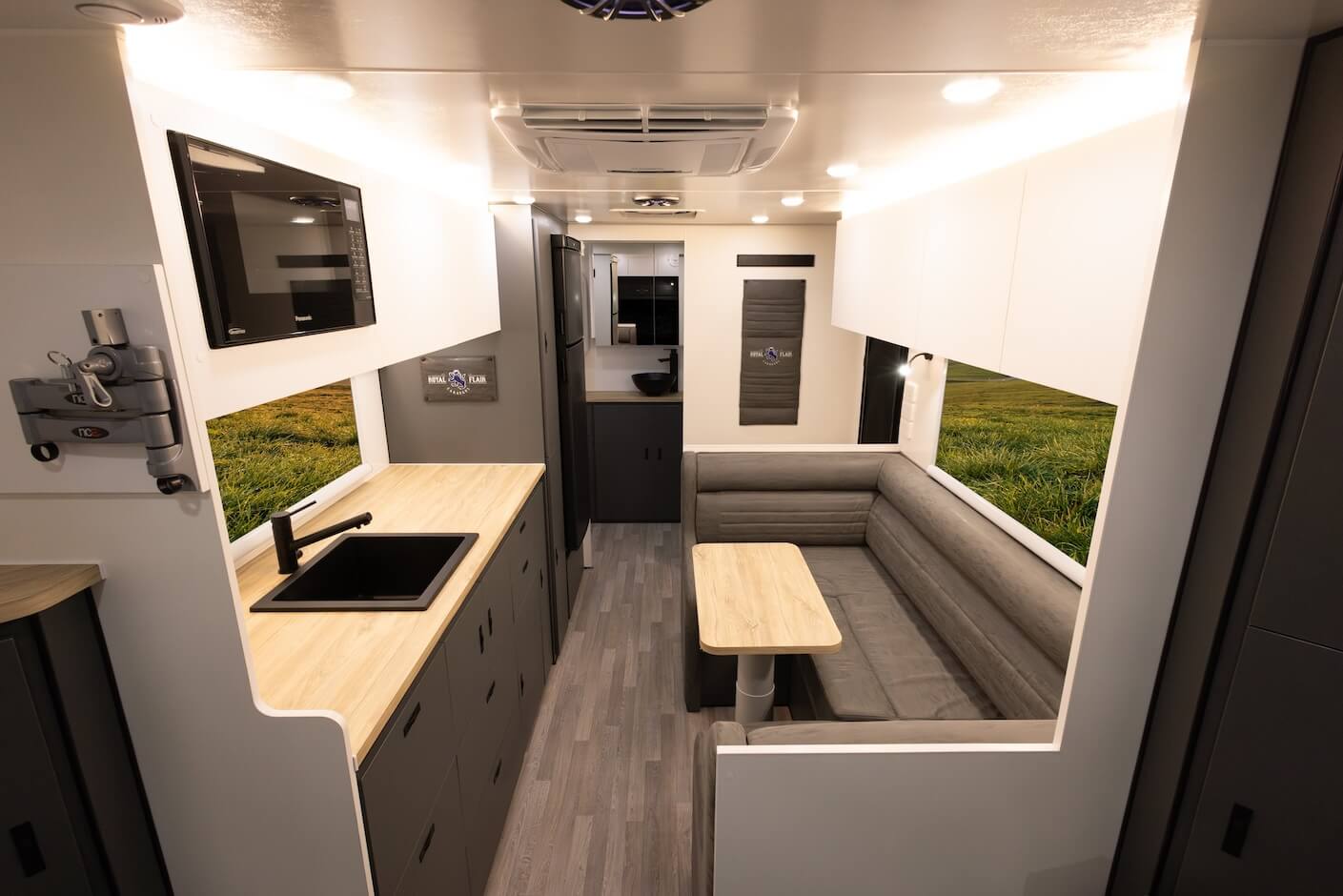 Royal Flair Caravans Aussie Mate photo 5 of 13