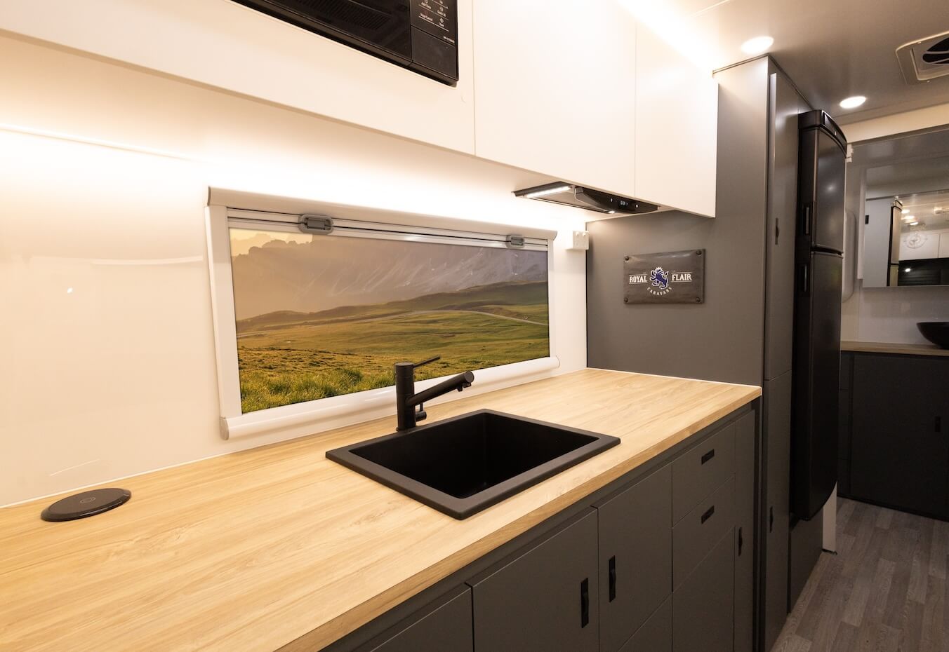 Royal Flair Caravans Aussie Mate photo 9 of 13
