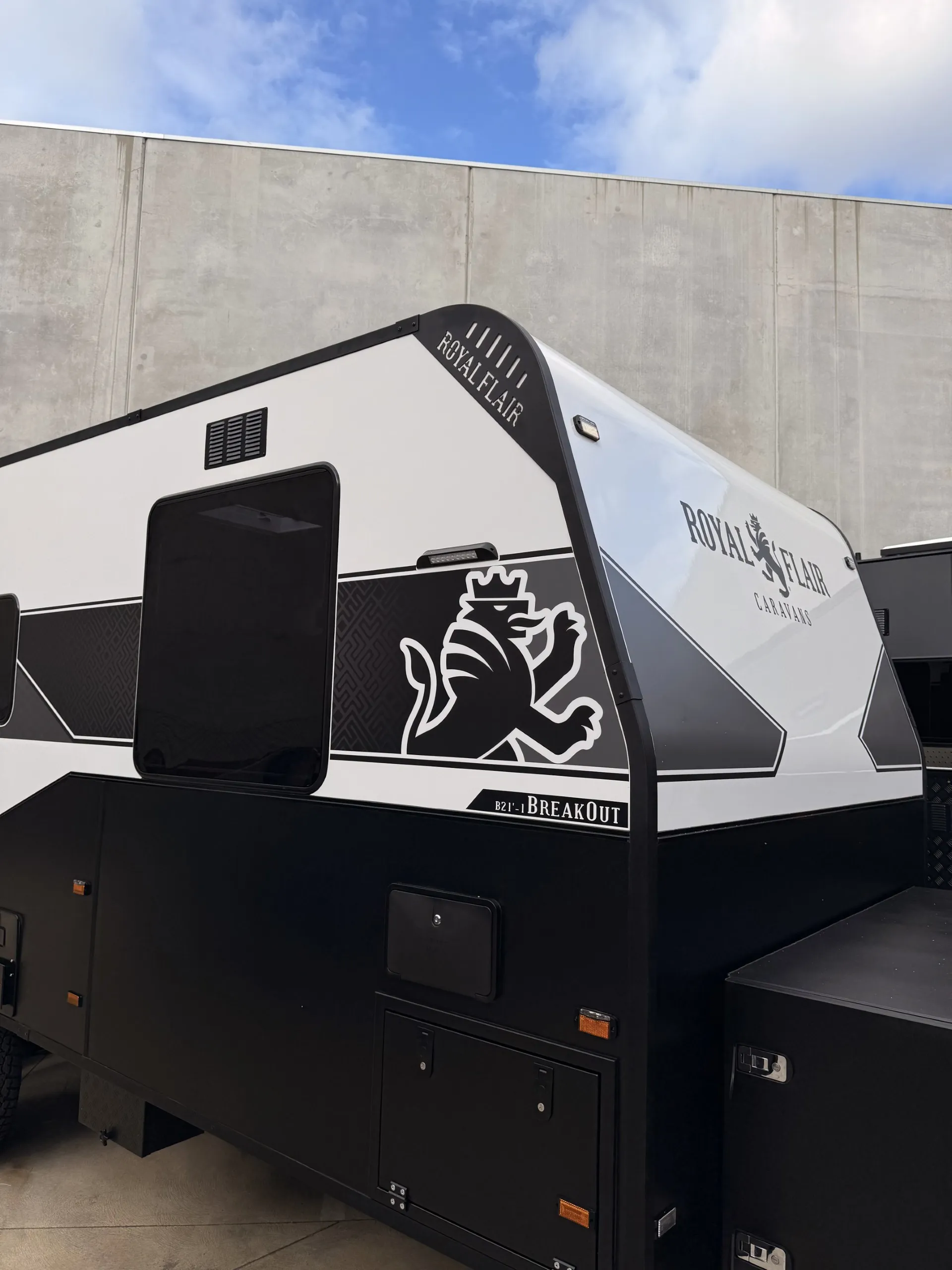 Royal Flair Caravans BreakOut photo 3 of 11