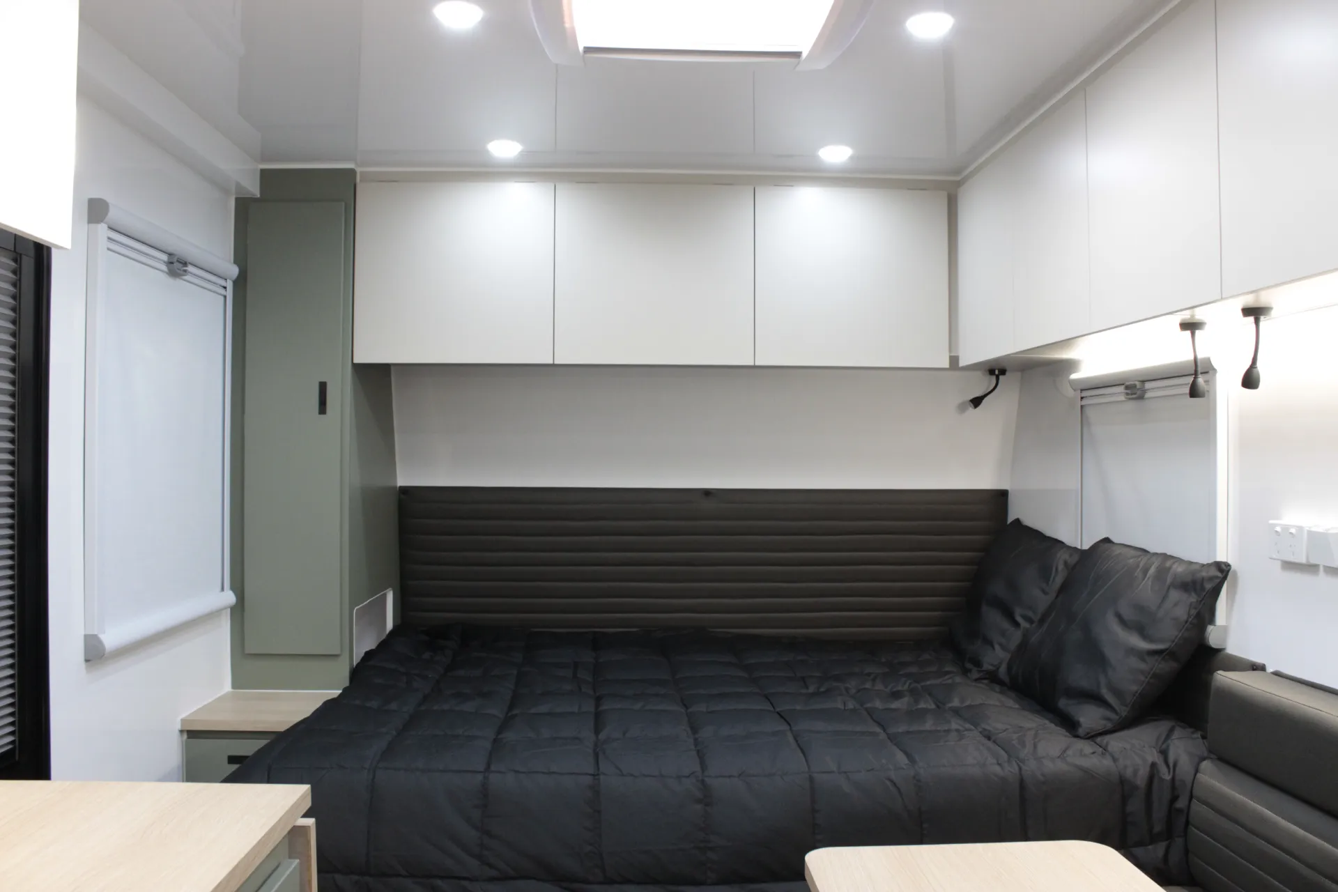 Royal Flair Caravans PD Series photo 24 of 27