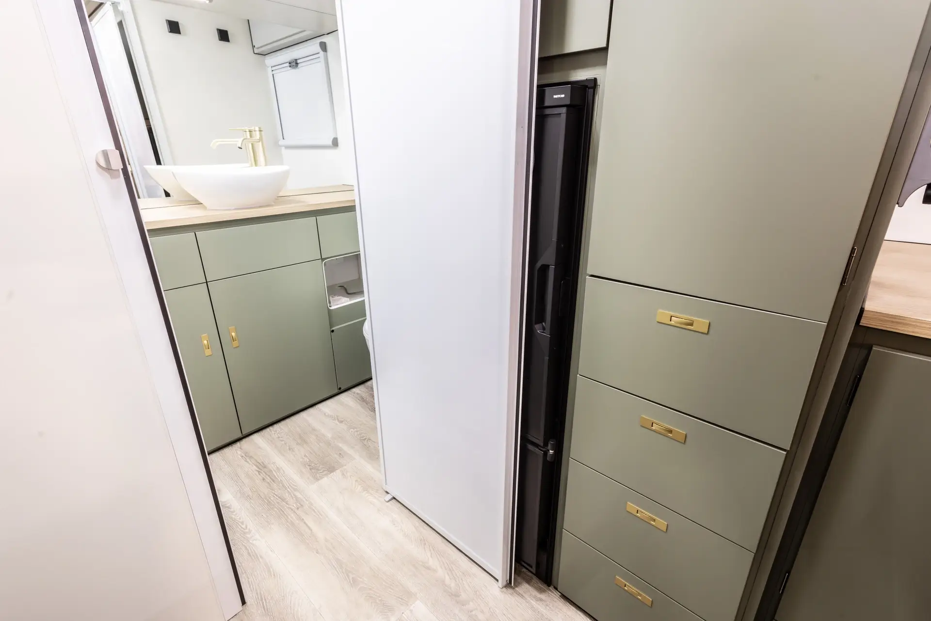 Royal Flair Caravans Raptor Series photo 11 of 23