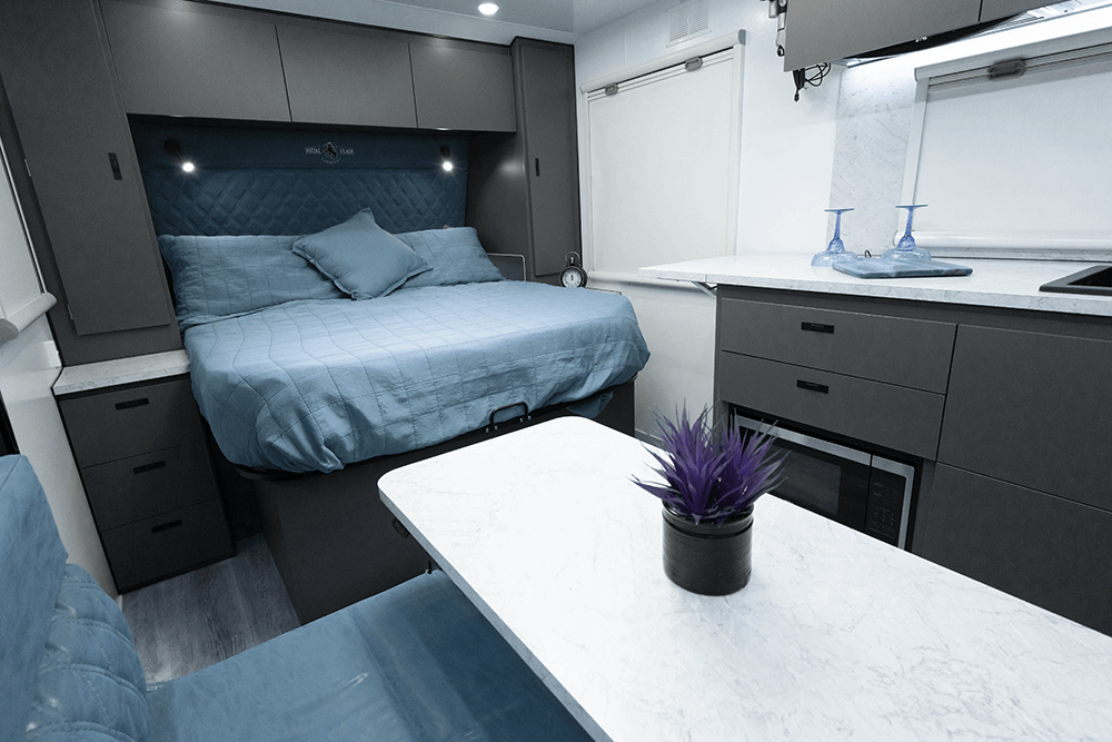 Royal Flair Caravans Razor XT photo 14 of 14