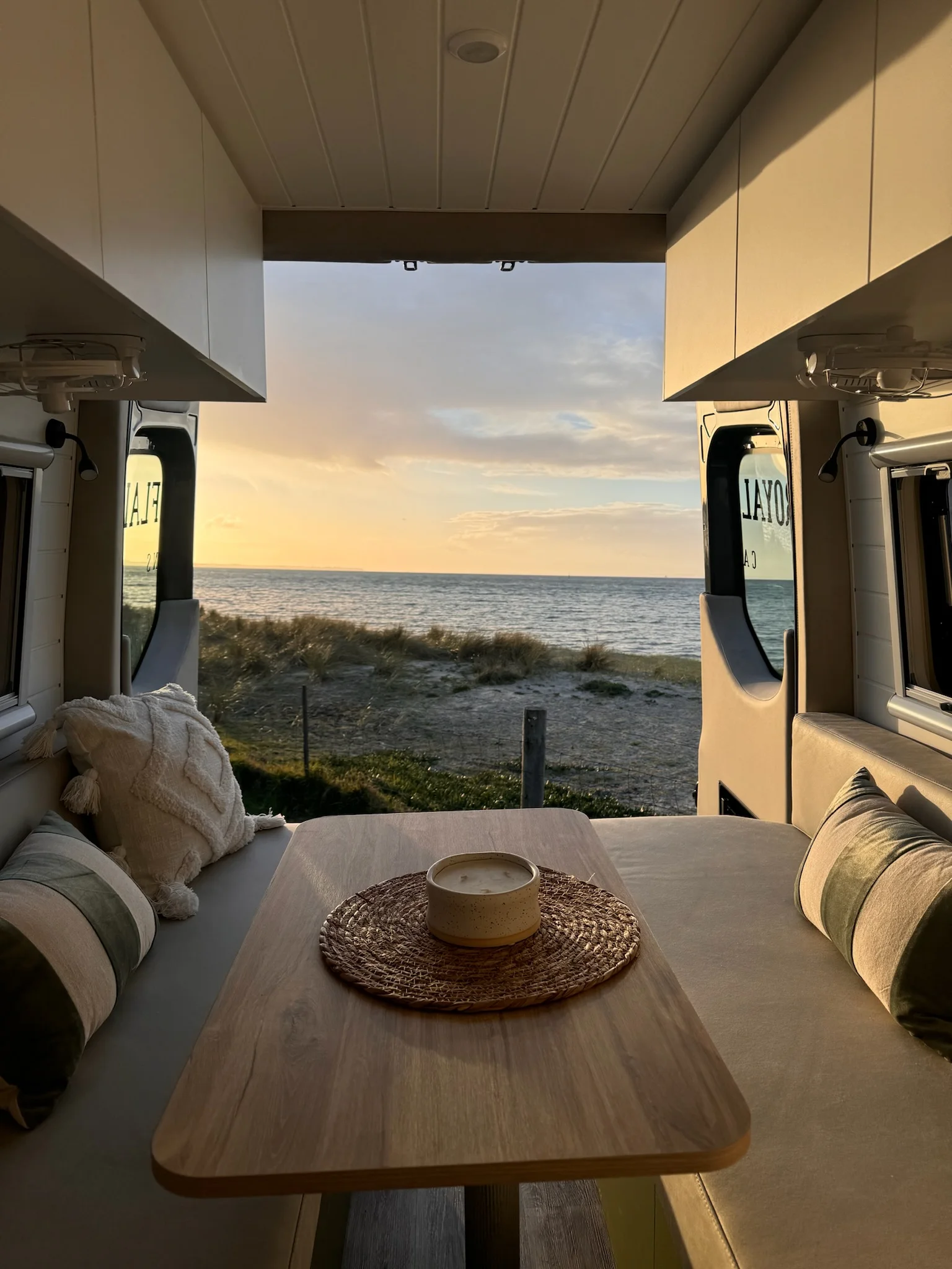 Royal Flair Caravans RV Campervan photo 7 of 13