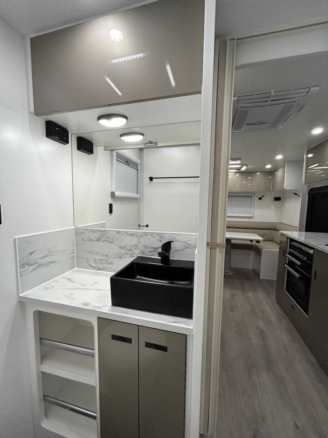 RP Caravans Chariot photo 5 of 10
